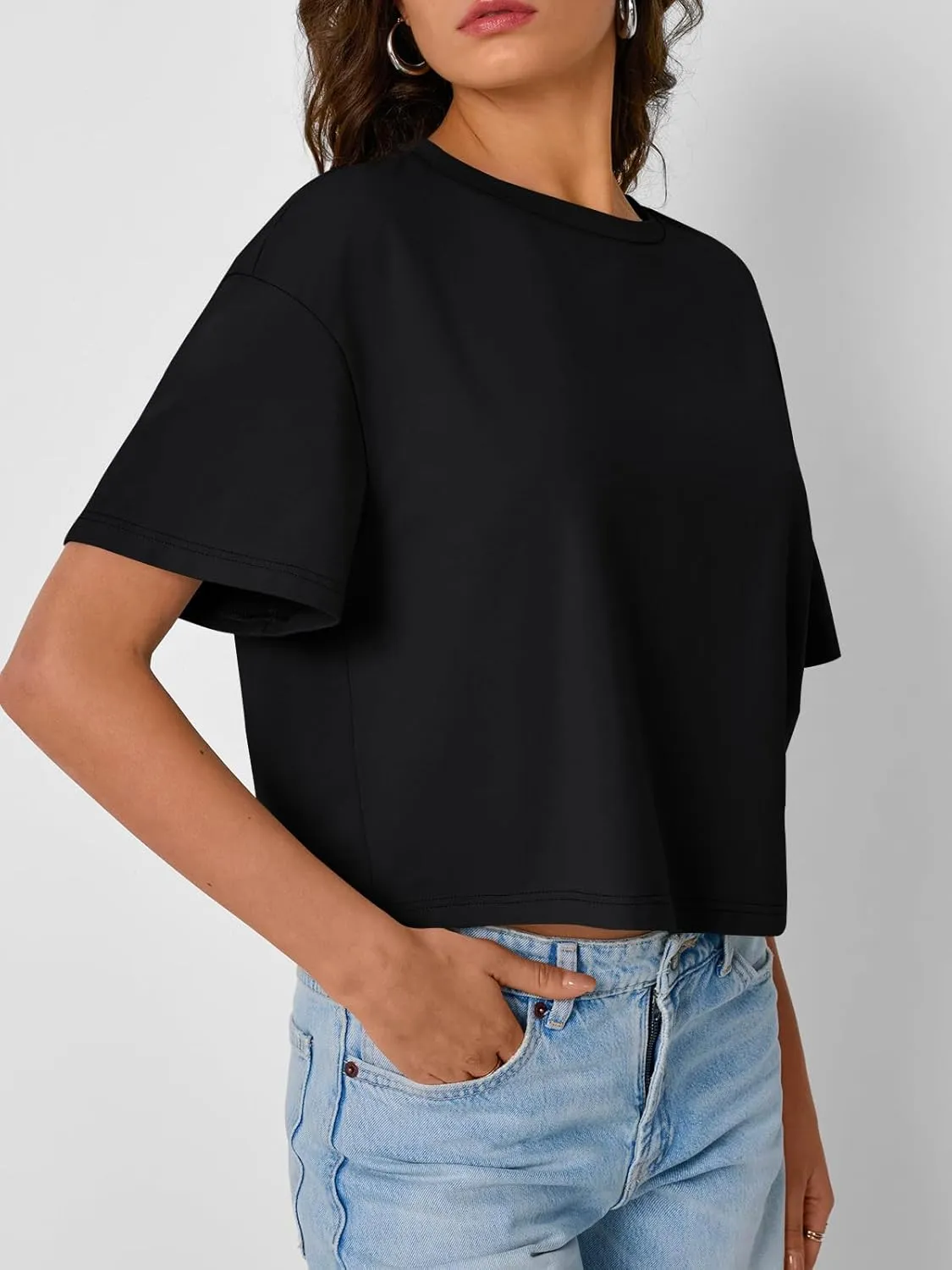 Trendy Queen Womens Crop Tops Oversized Workout Tshirts Short Sleeve Tees Summer Spring 2025 Casual Trendy Fashion Clothes